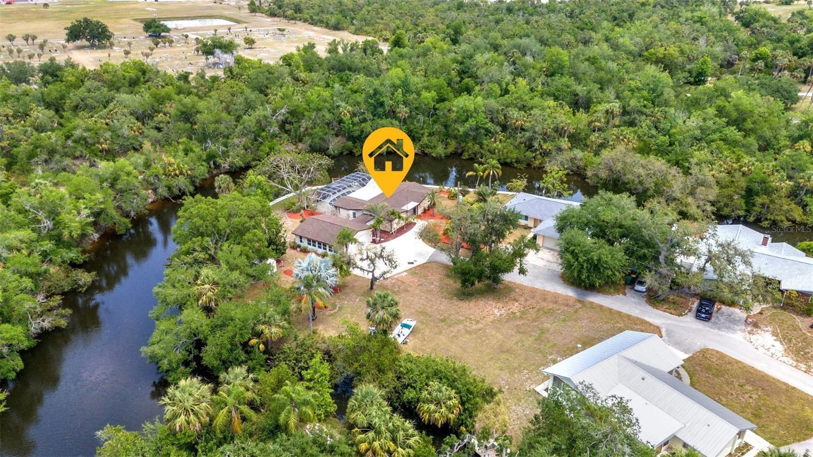 3400 Allapatchee Dr Property Photo