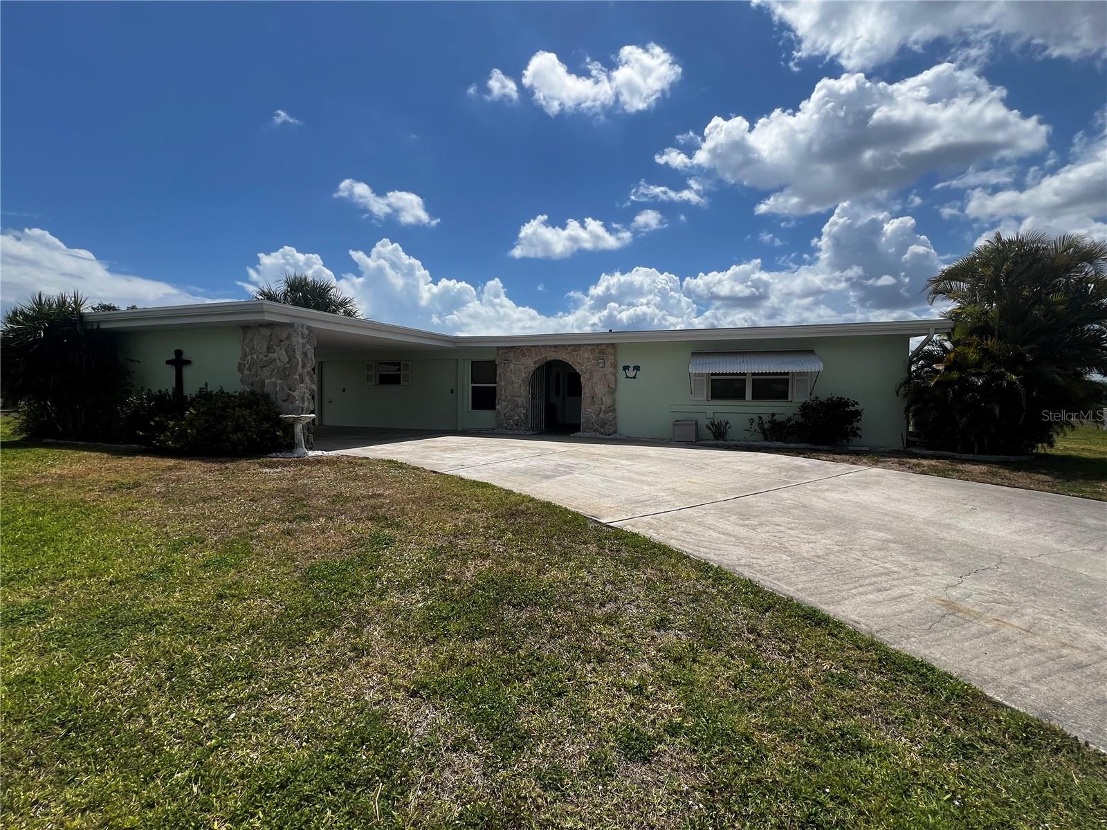2500 Aquilos Ct Property Photo