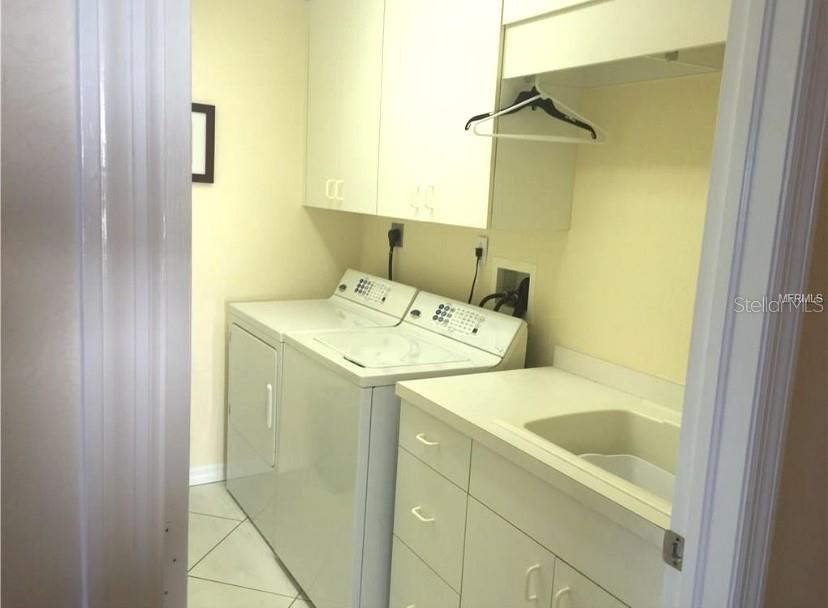 200 Harbor Walk Dr #321 Property Photo 16
