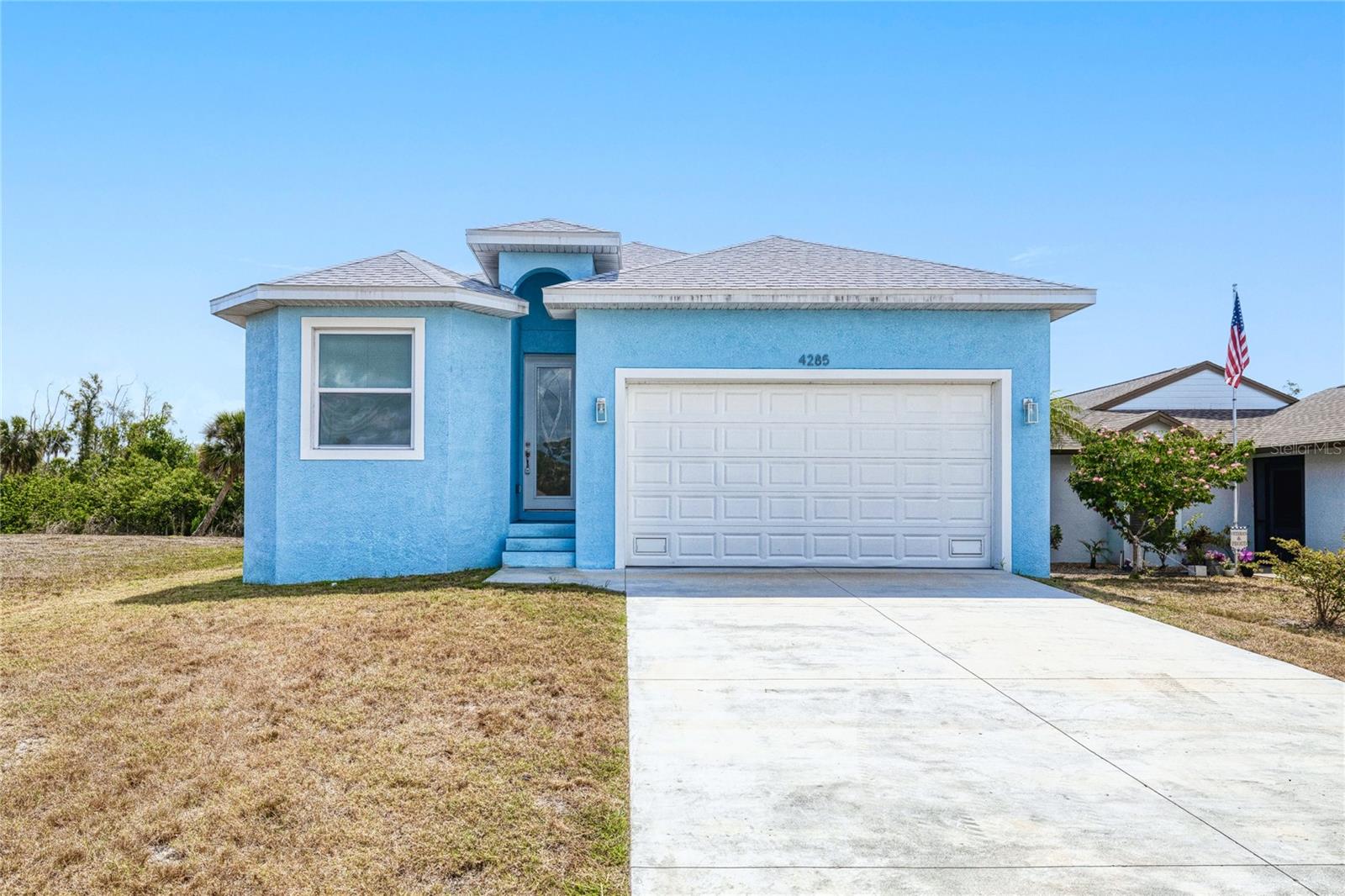 4285 Oak Terrace Cir Property Photo 1