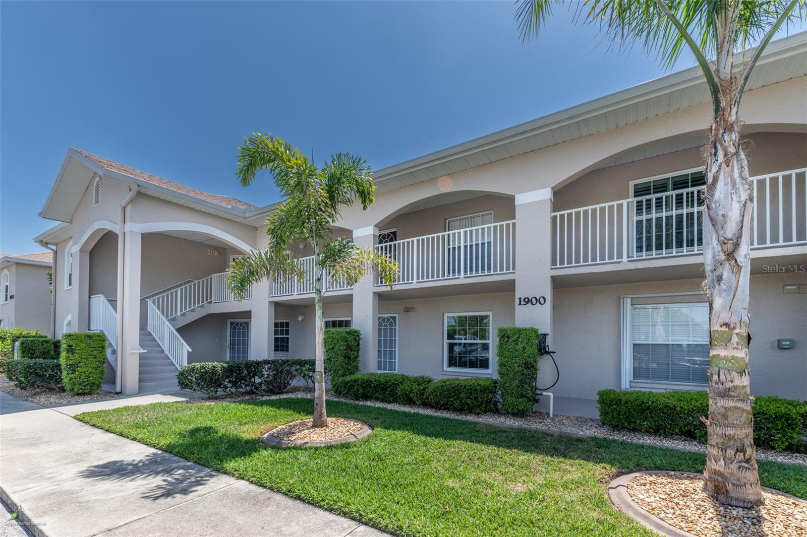 11644 SW EGRET CIR #1902