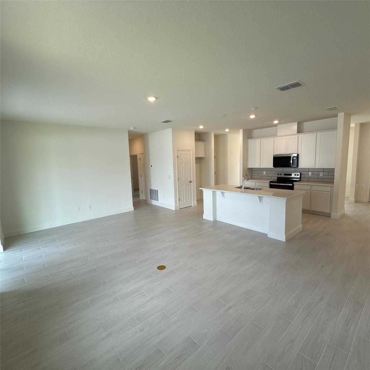 106 Forrester Pl Property Photo 5