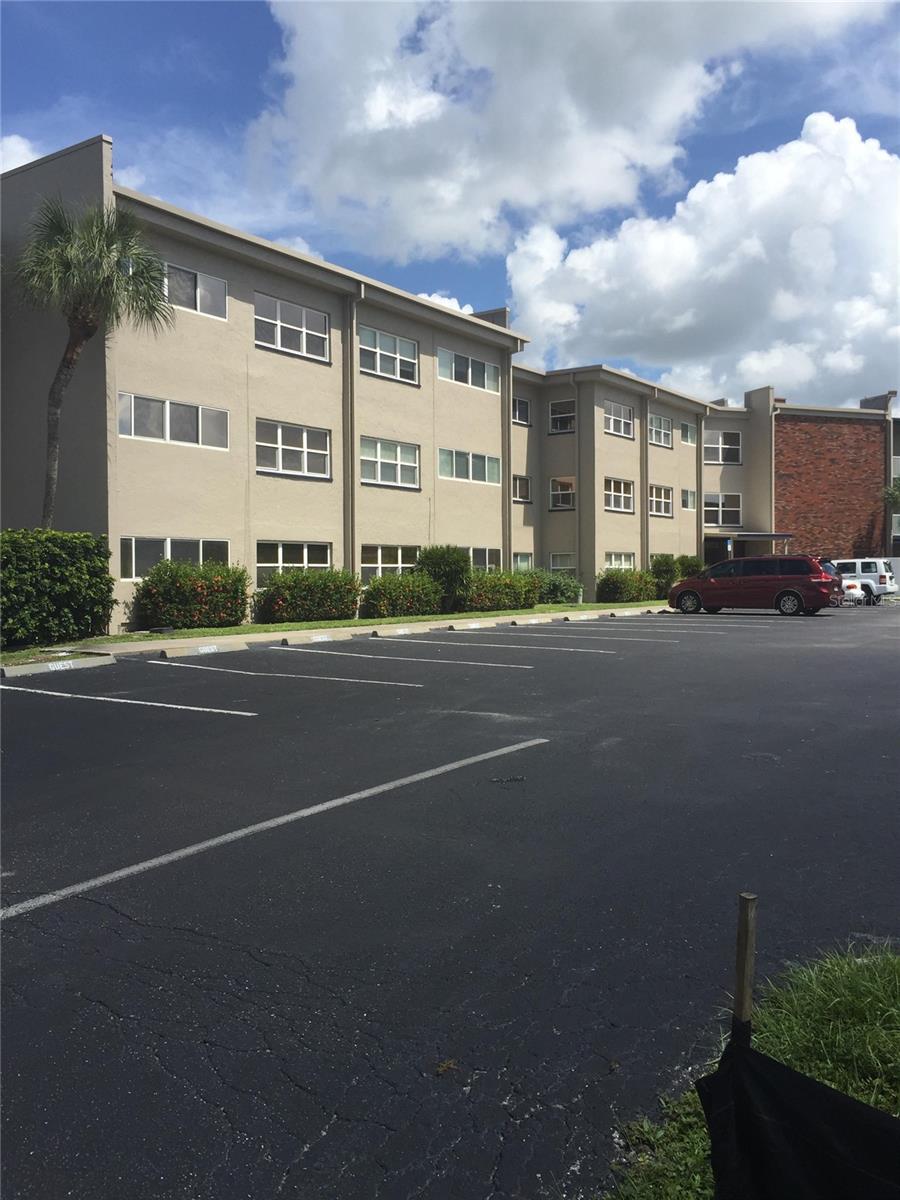 3100 Harbor Blvd #207 Property Photo 28