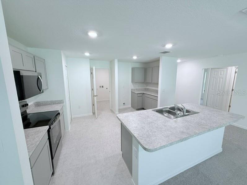 40 Laguna Forest Trl Property Photo 2