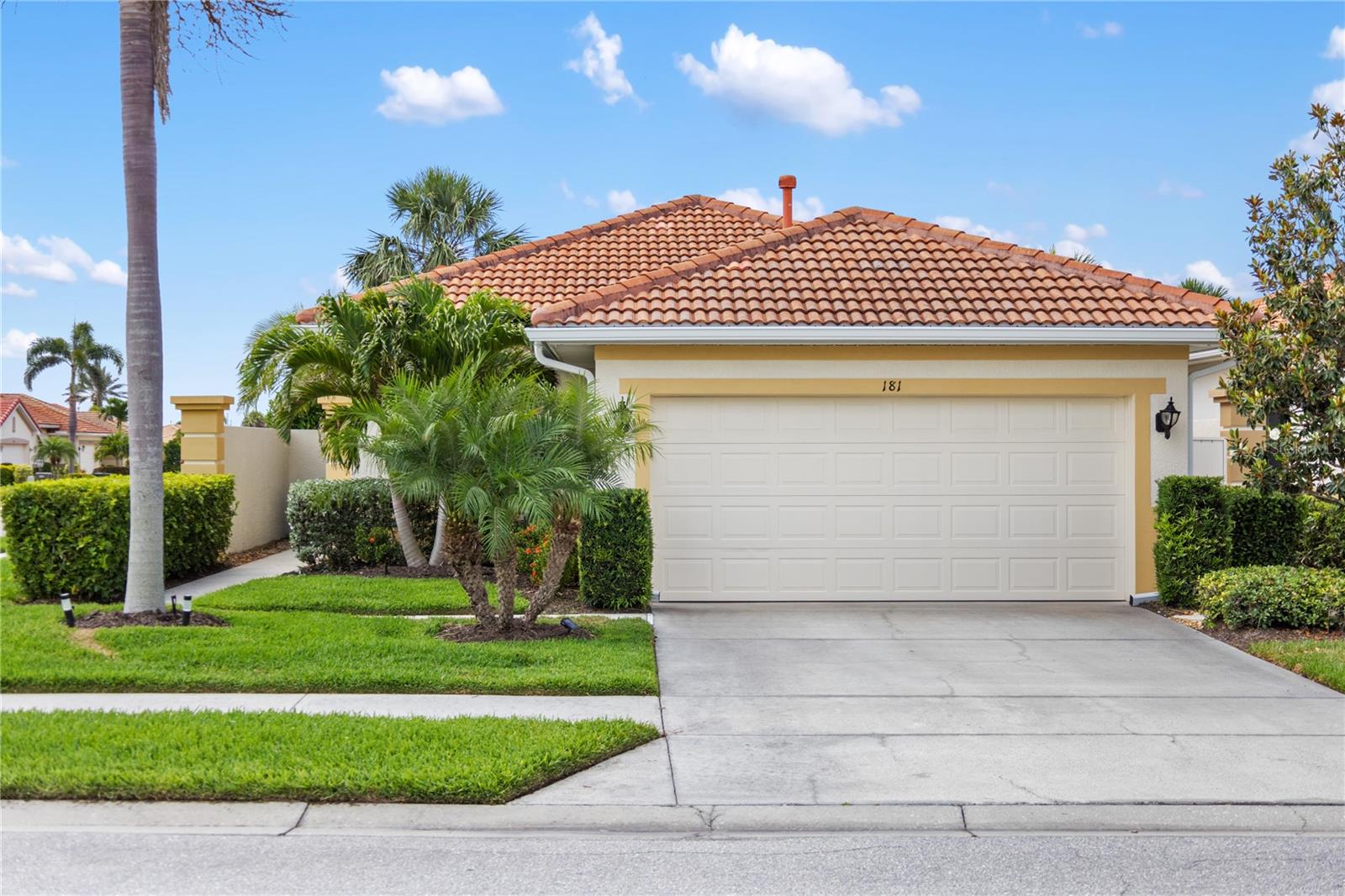 181 Padova Way Property Photo
