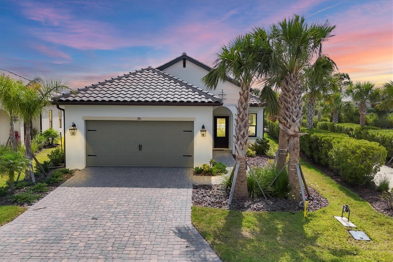 281 Potenza Loop Property Photo