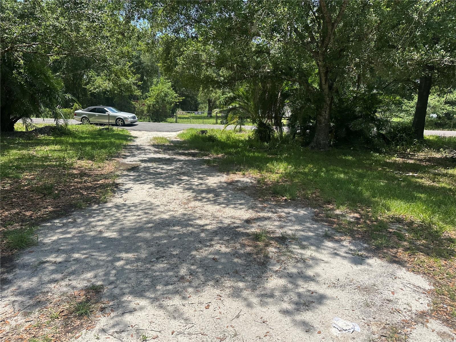 1456 Ne Forrest Ave Property Photo