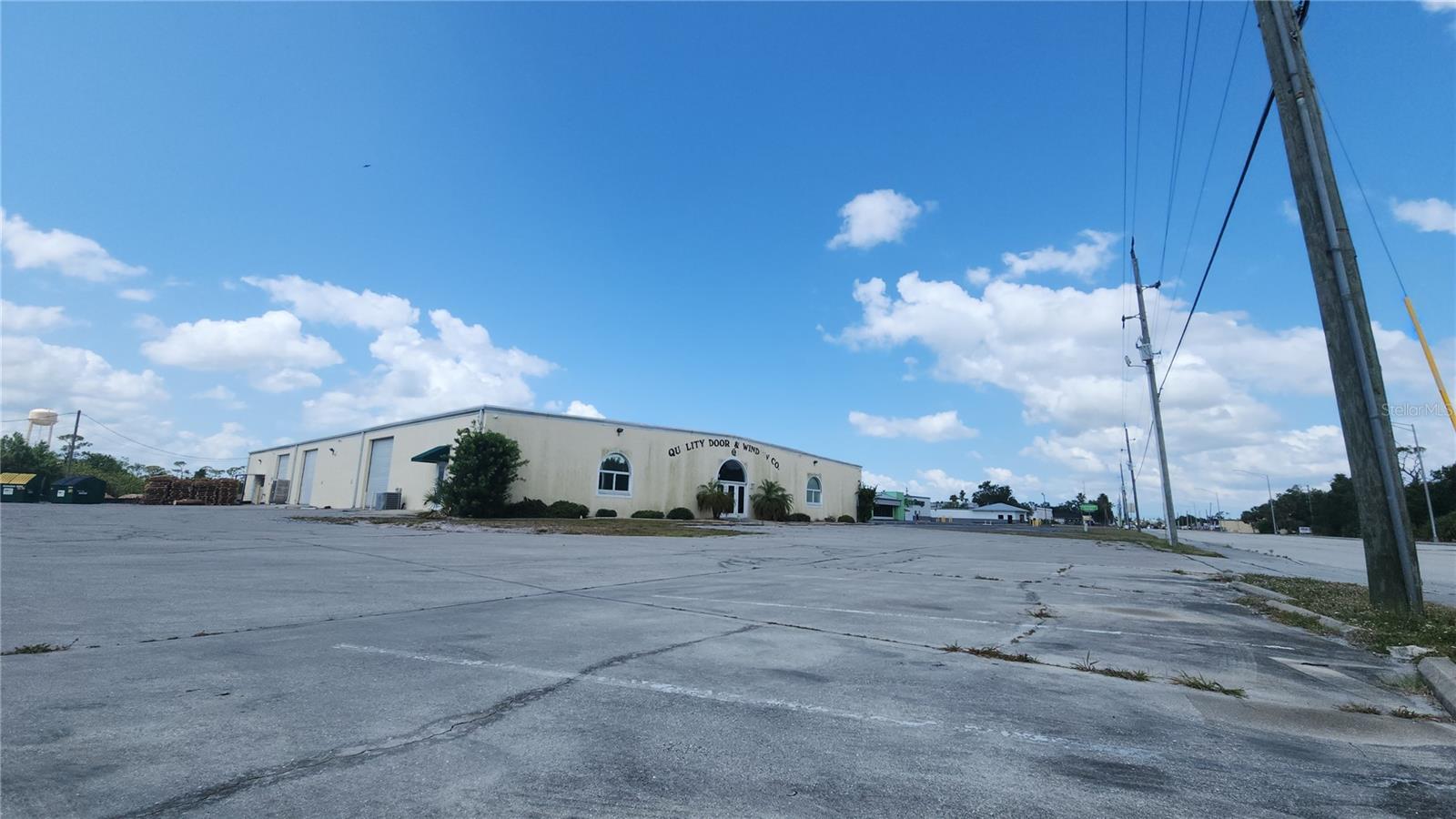 23245 Harborview Rd Property Photo