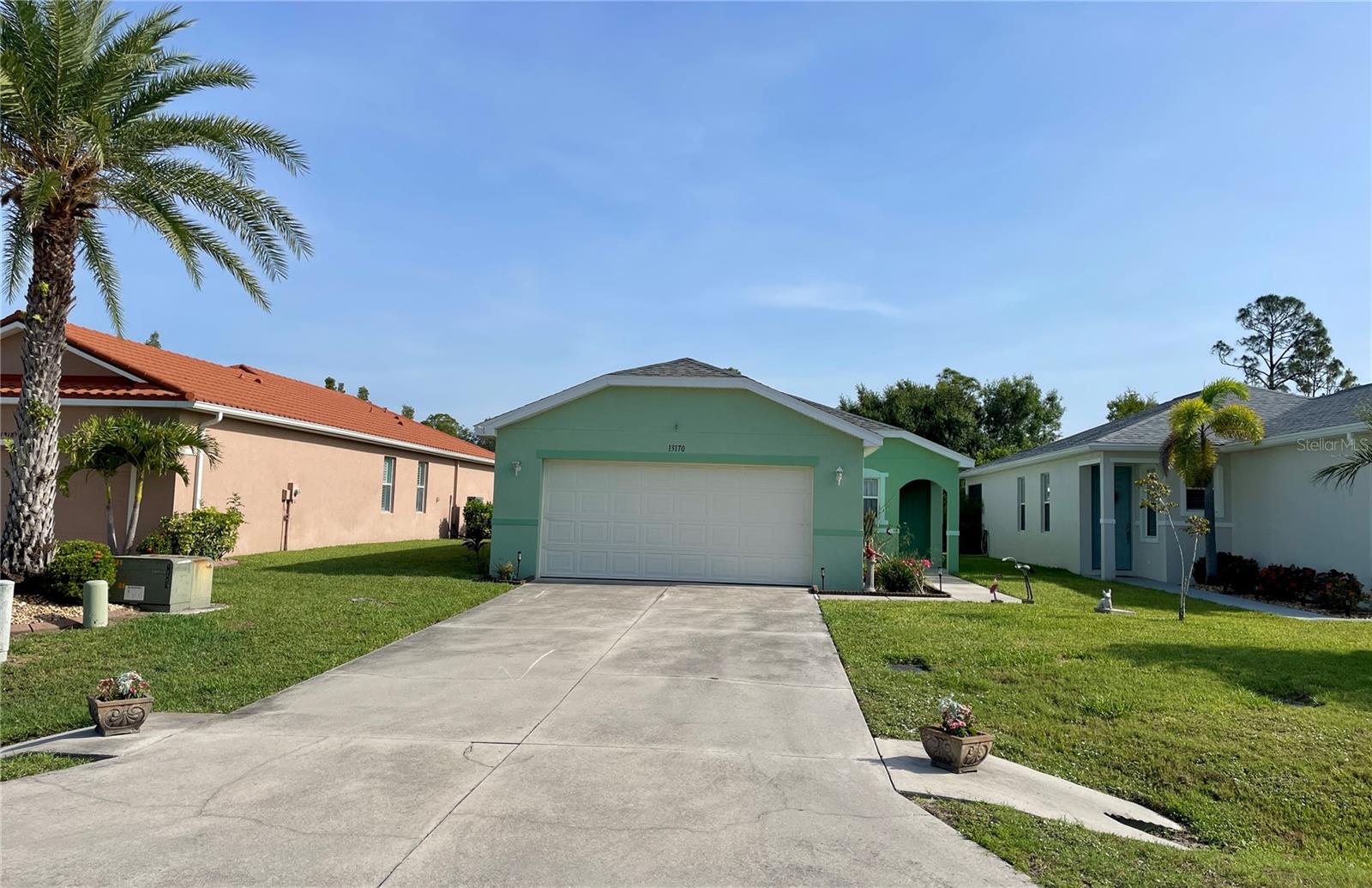 13170 Sw Pembroke Cir N Property Photo 1