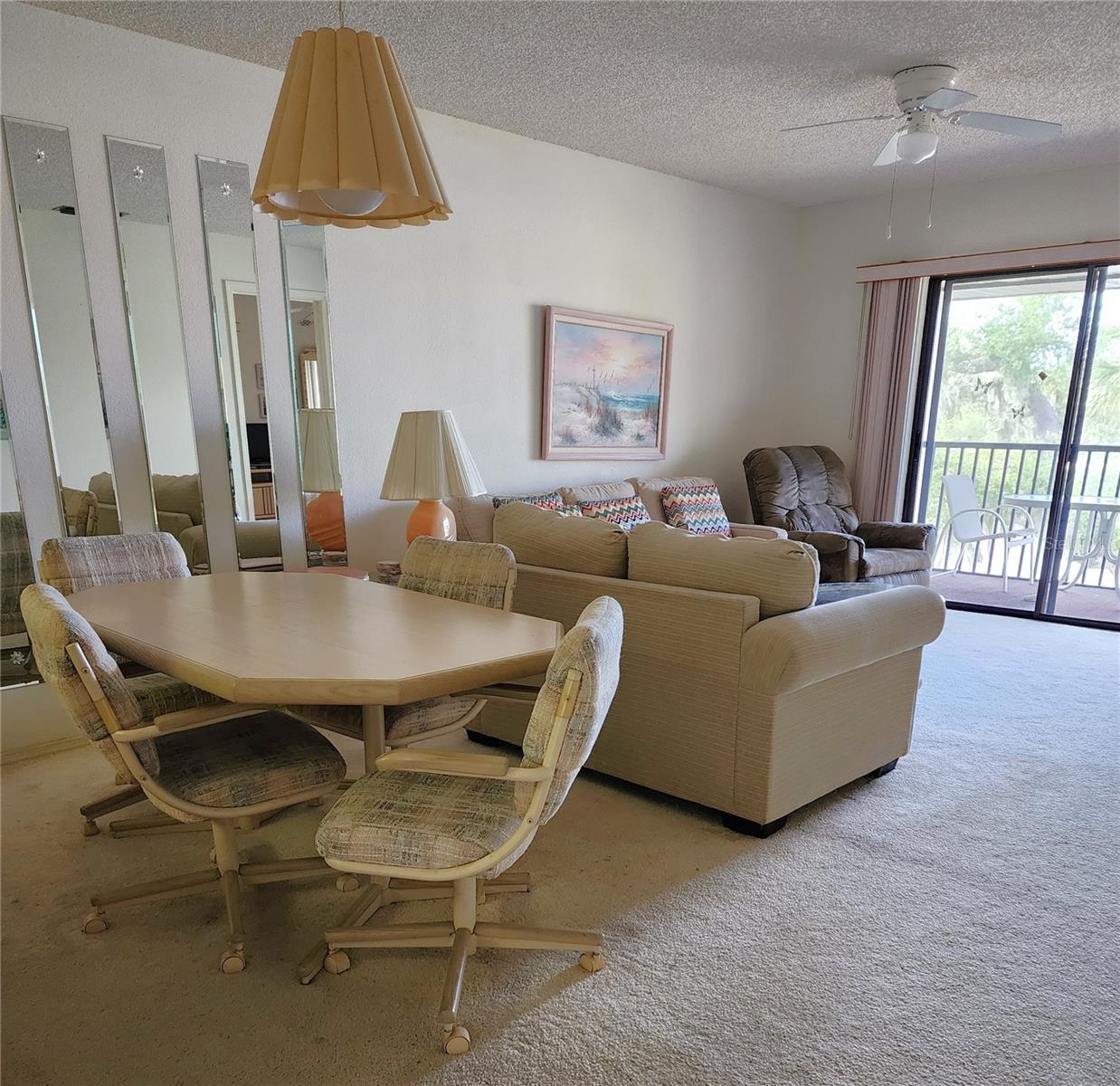 4056 Oakview Dr #e10 Property Photo 3