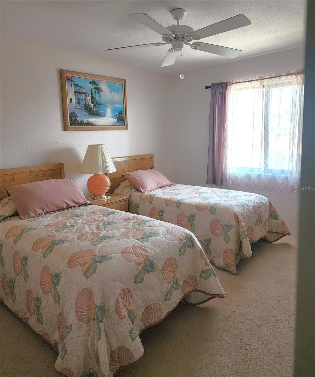 4056 Oakview Dr #e10 Property Photo 8