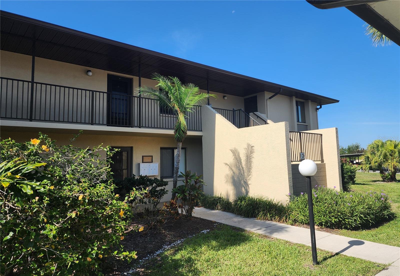 4056 Oakview Dr #e10 Property Photo 12