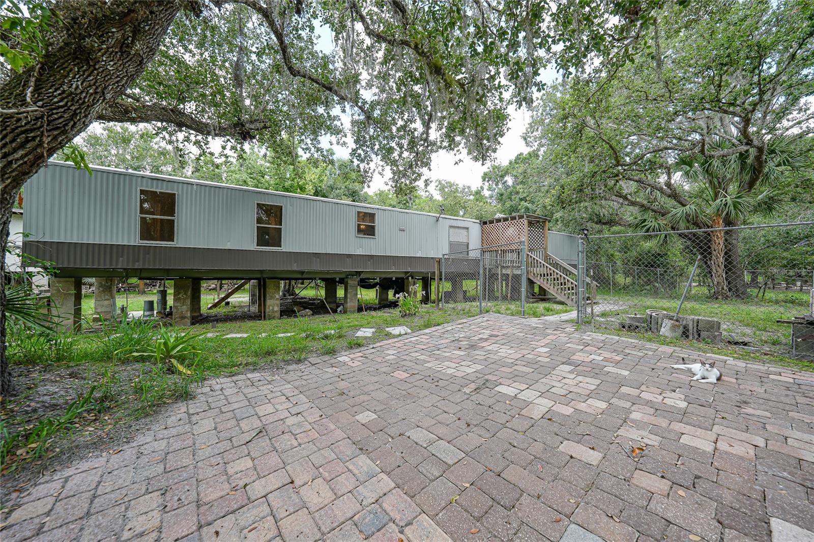 1303 Ne River Wood Rd Property Photo 1