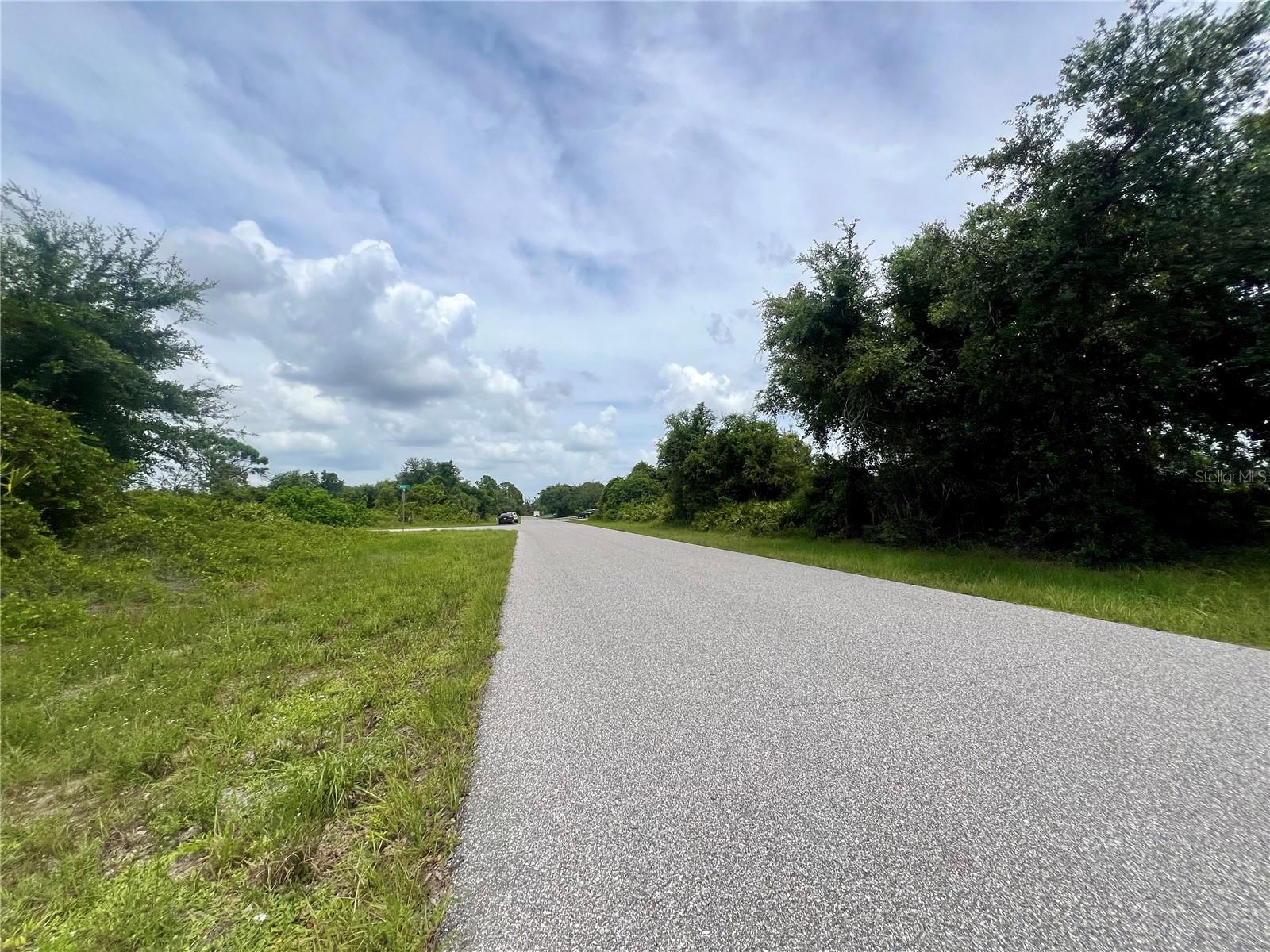 12322 Albrecht Ter Property Photo 2