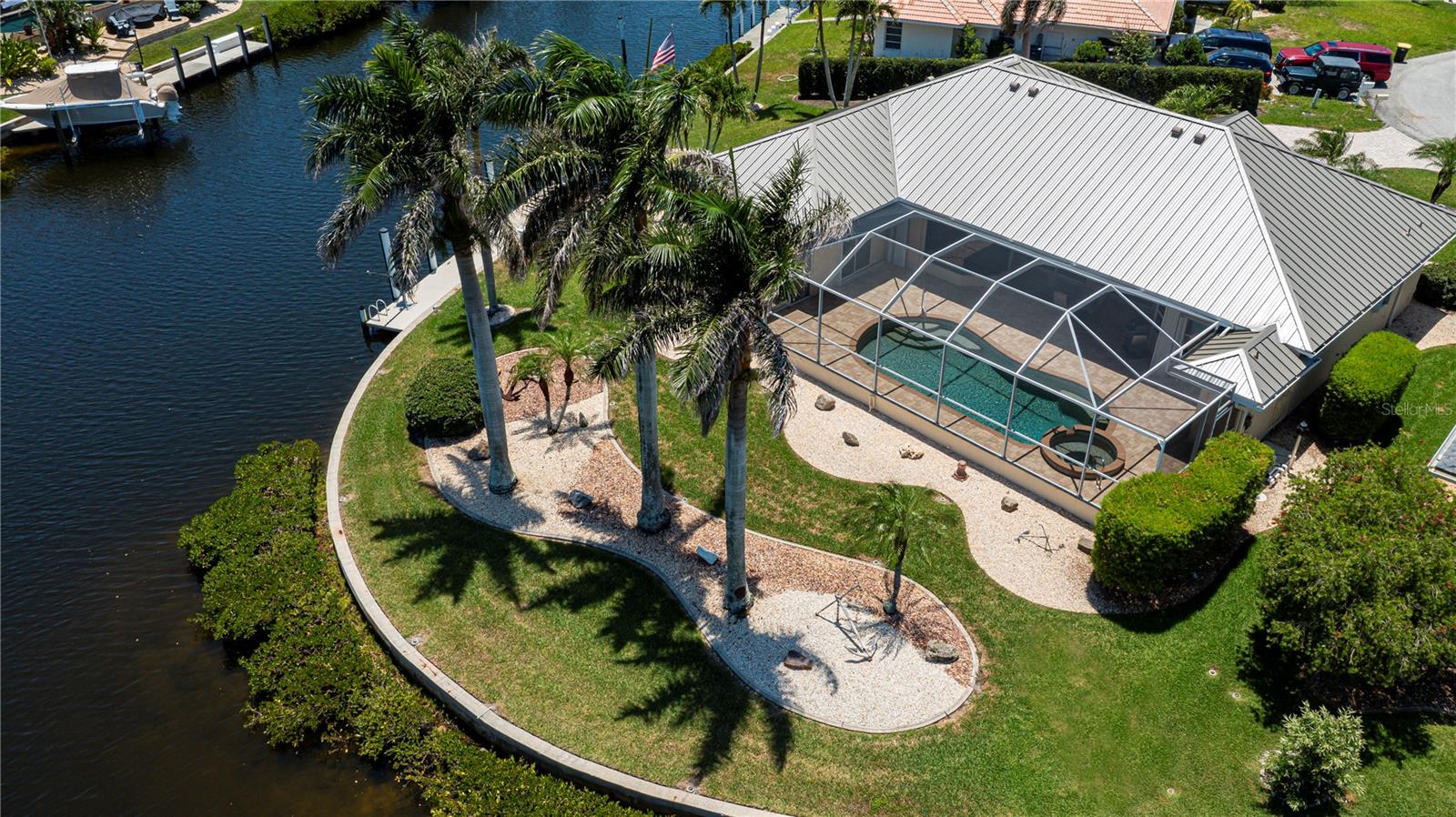 1435 Pine Island Ct Property Photo