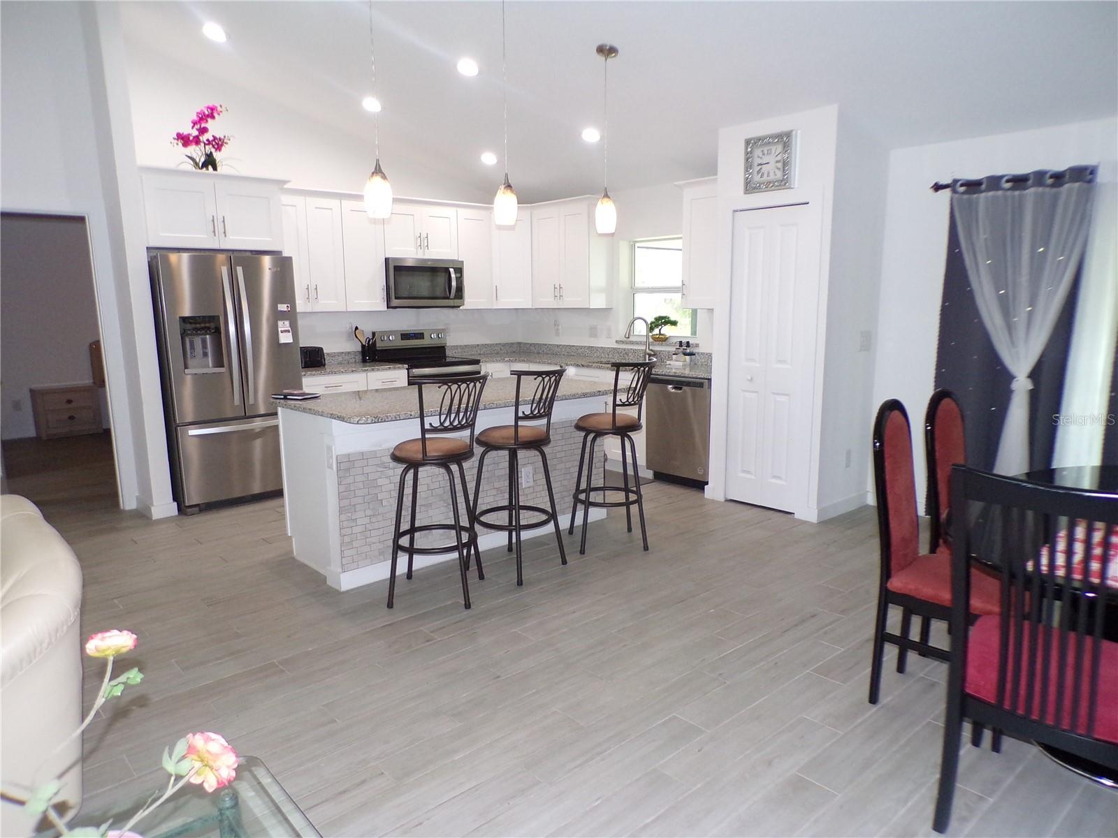 334 Millport St Nw Property Photo 2