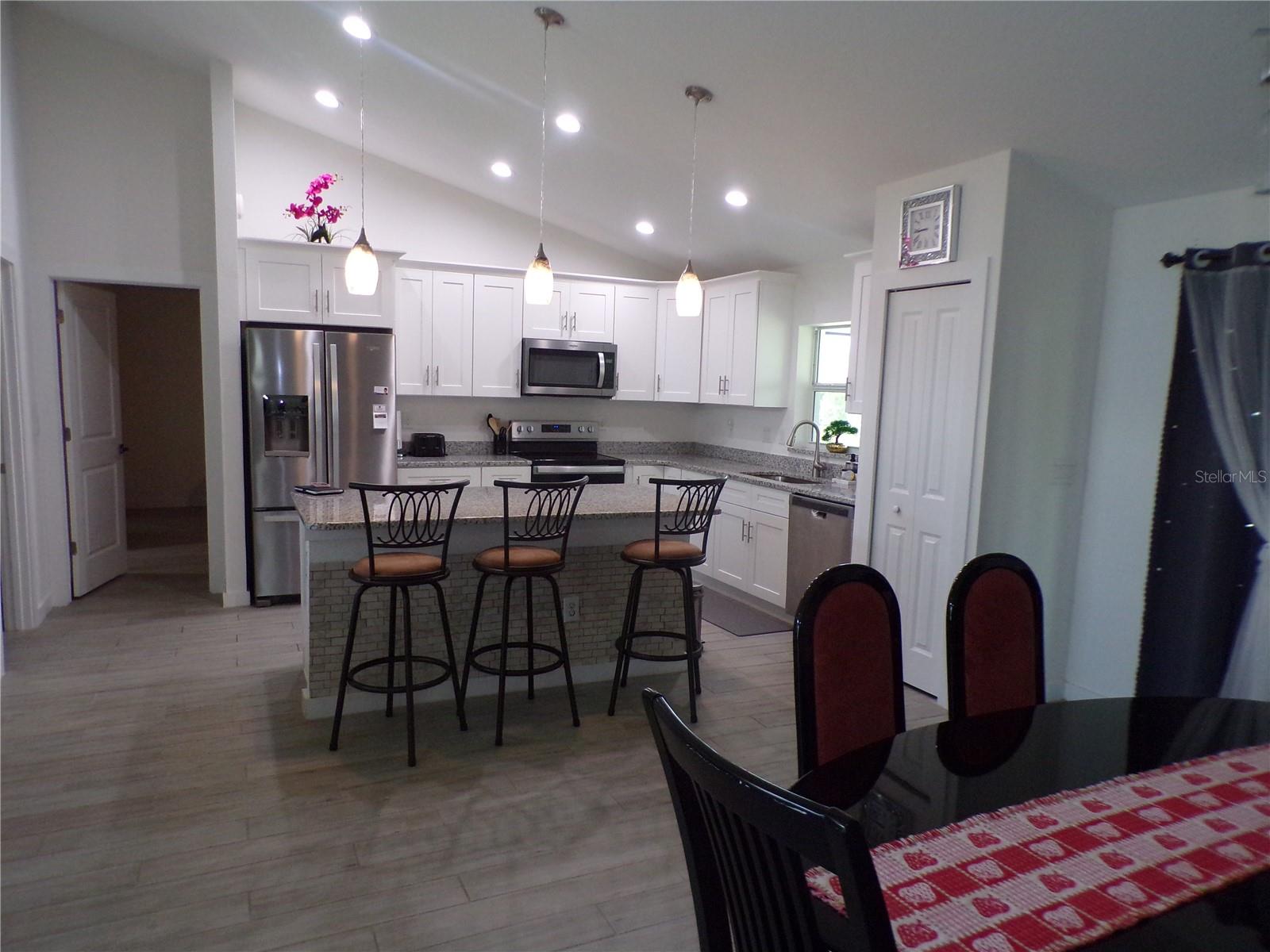334 Millport St Nw Property Photo 4