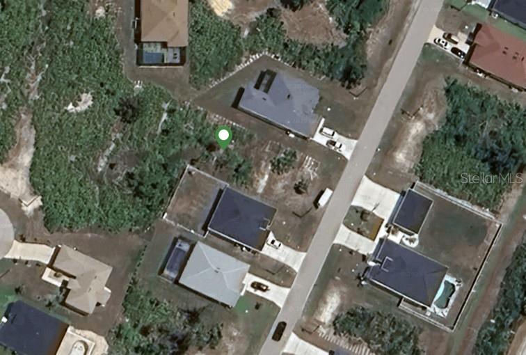 341 Baytree Dr Property Photo 4