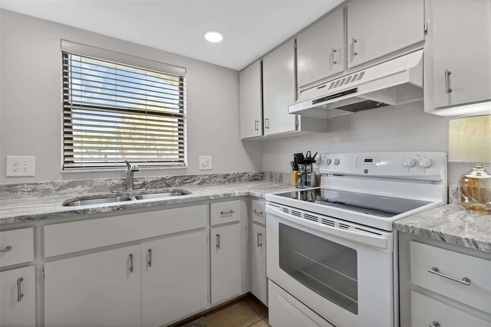 14459 River Beach Dr #129 Property Photo 11