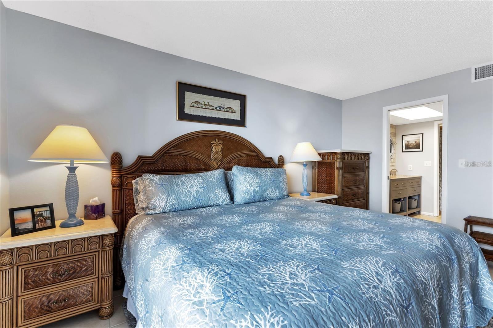14459 River Beach Dr #129 Property Photo 16