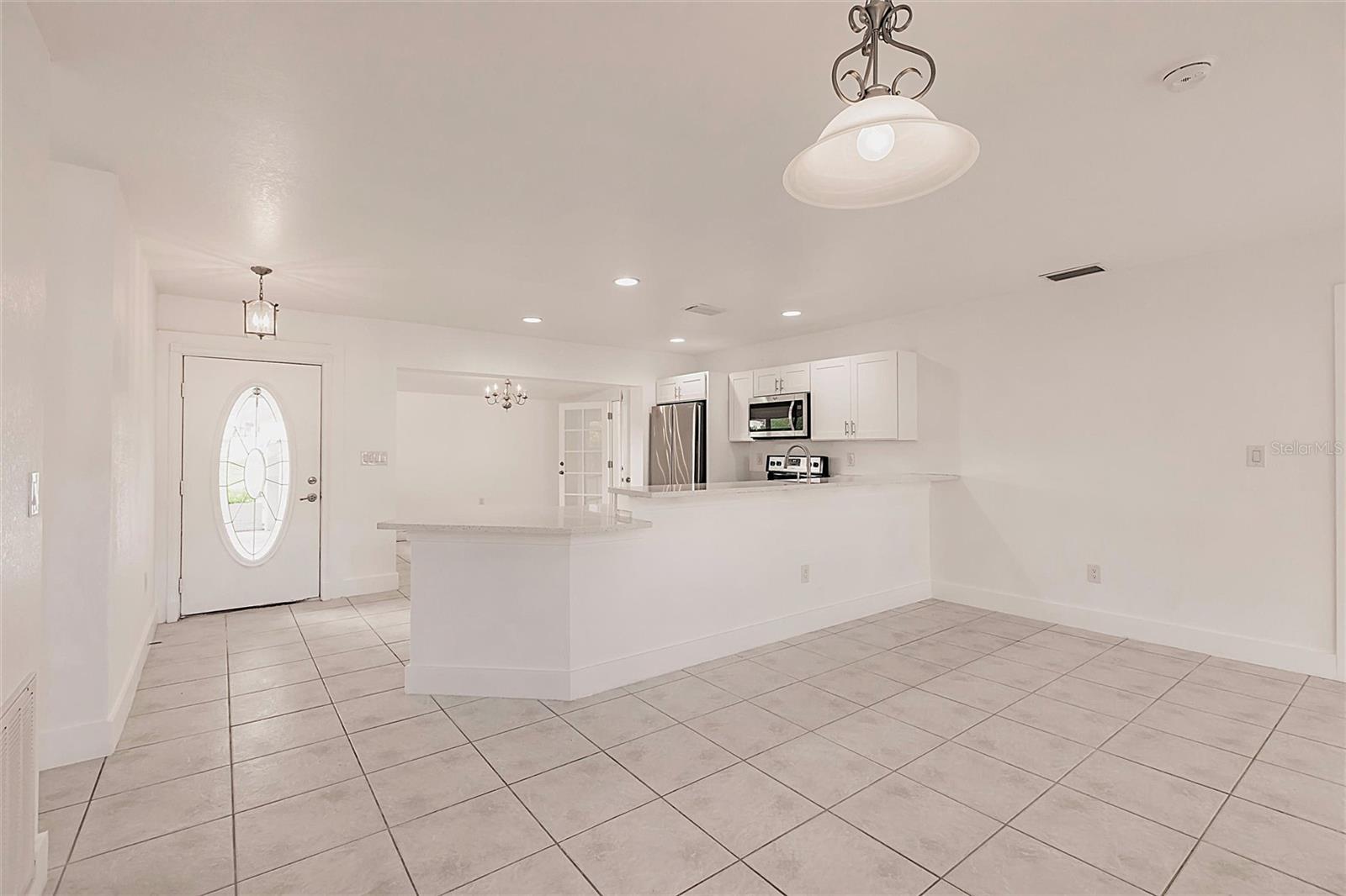 3129 Buttonwood Pl Property Photo 4