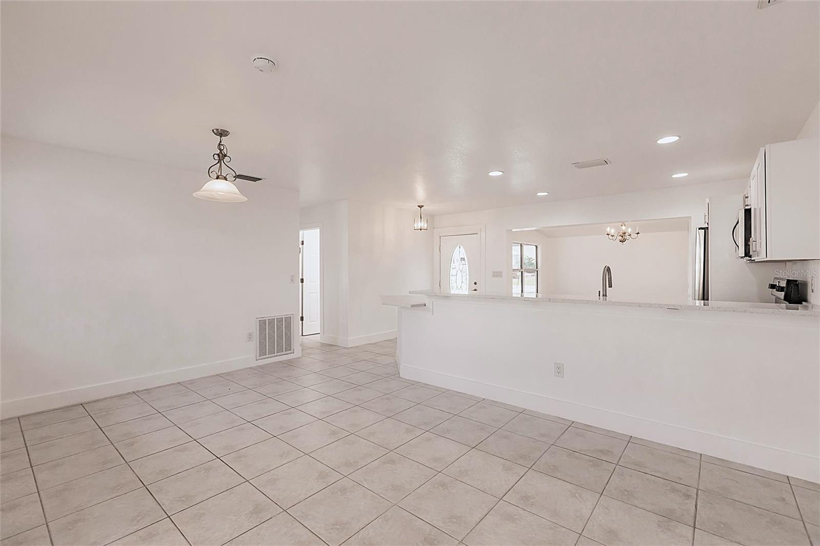 3129 Buttonwood Pl Property Photo 5