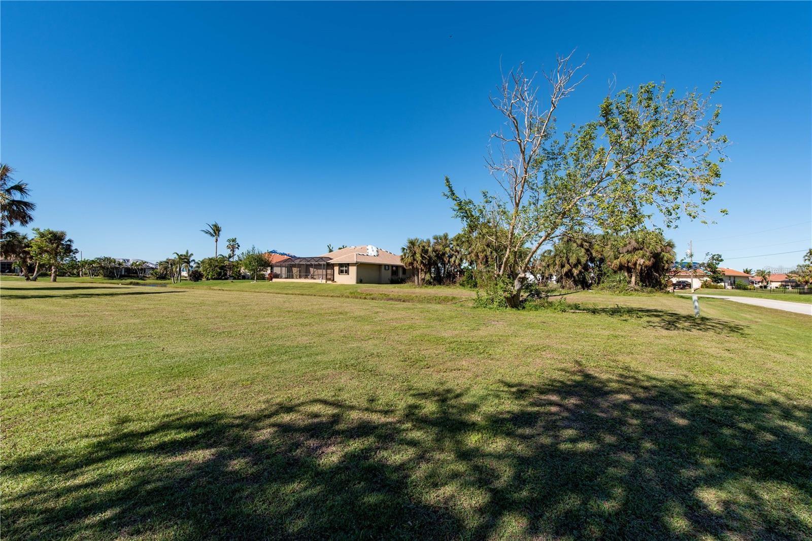 17207 Mint Ln Property Photo 4