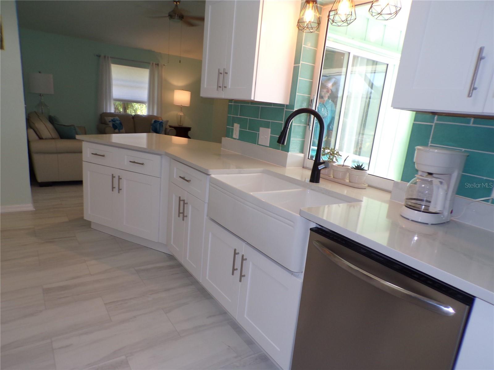 15624 Hennipen Cir Property Photo 7