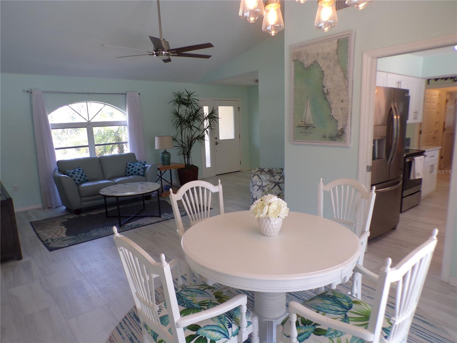 15624 Hennipen Cir Property Photo 9