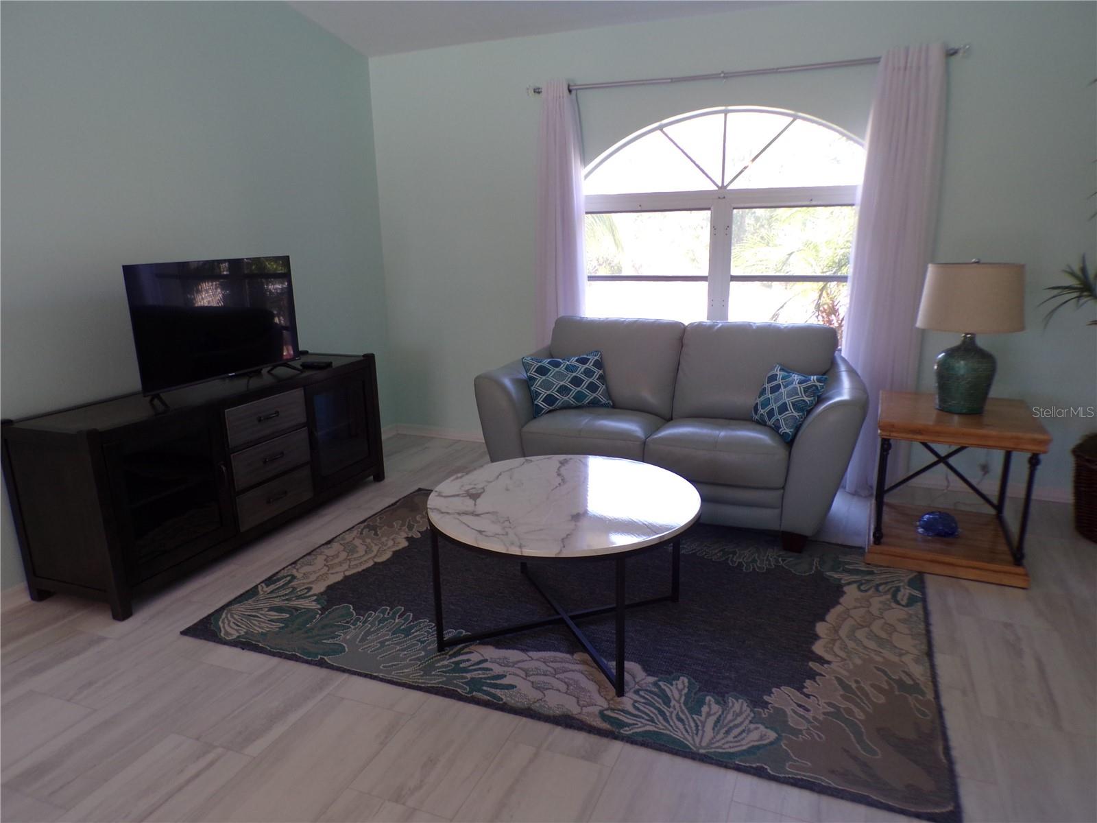 15624 Hennipen Cir Property Photo 16