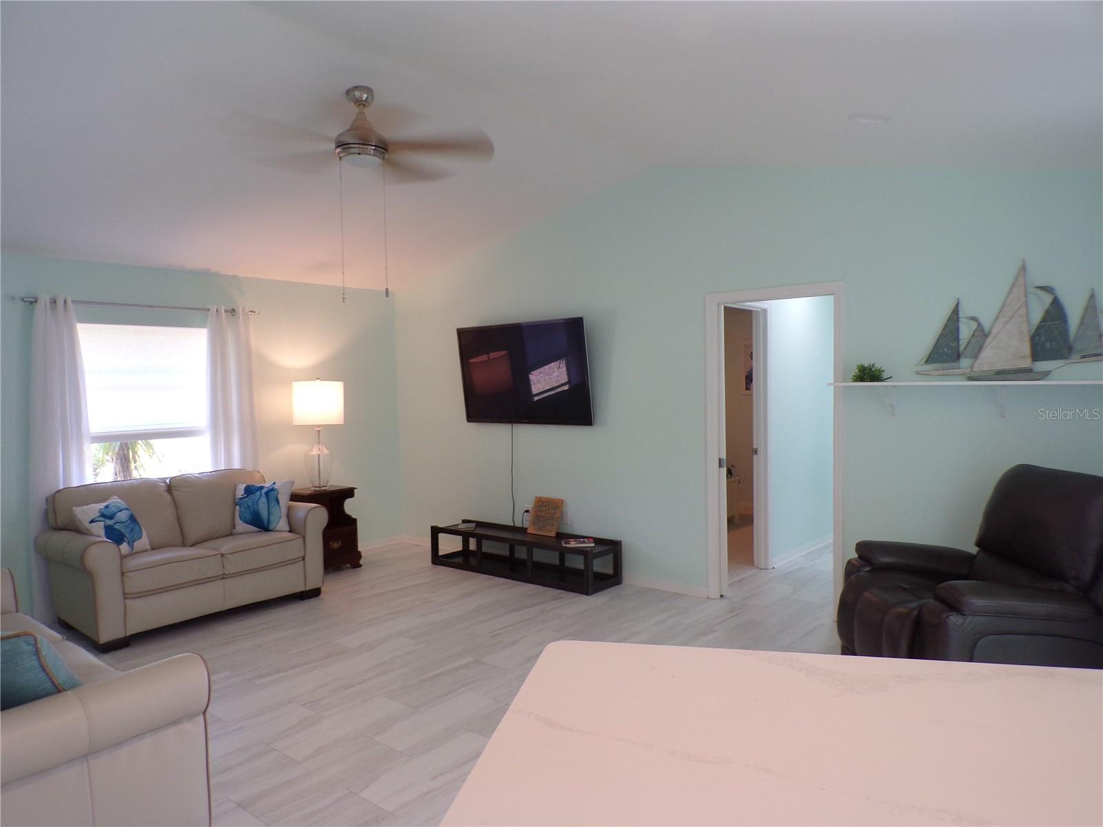 15624 Hennipen Cir Property Photo 41