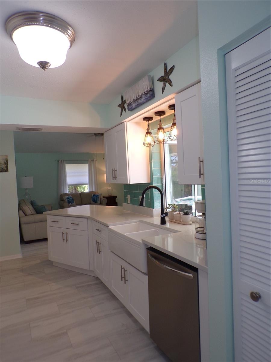 15624 Hennipen Cir Property Photo 43