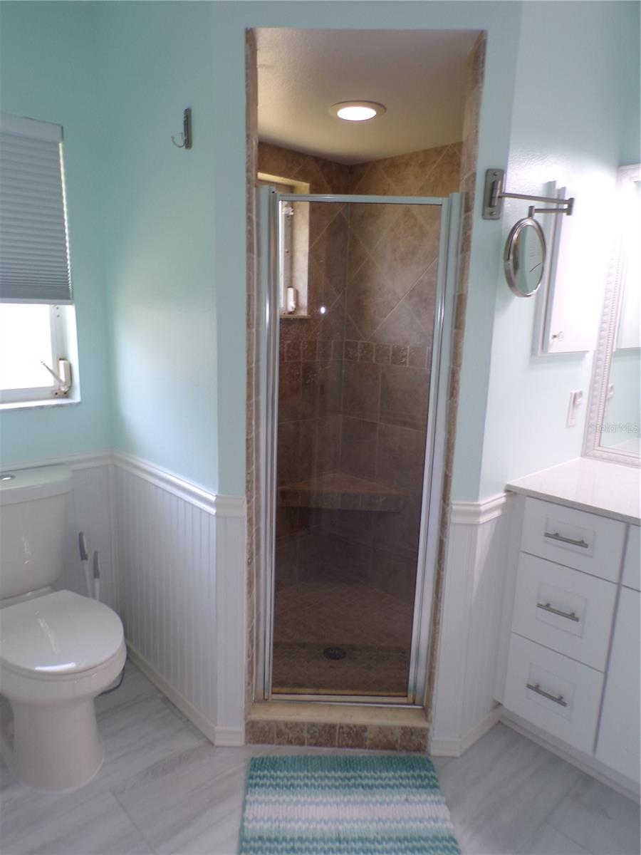 15624 Hennipen Cir Property Photo 47