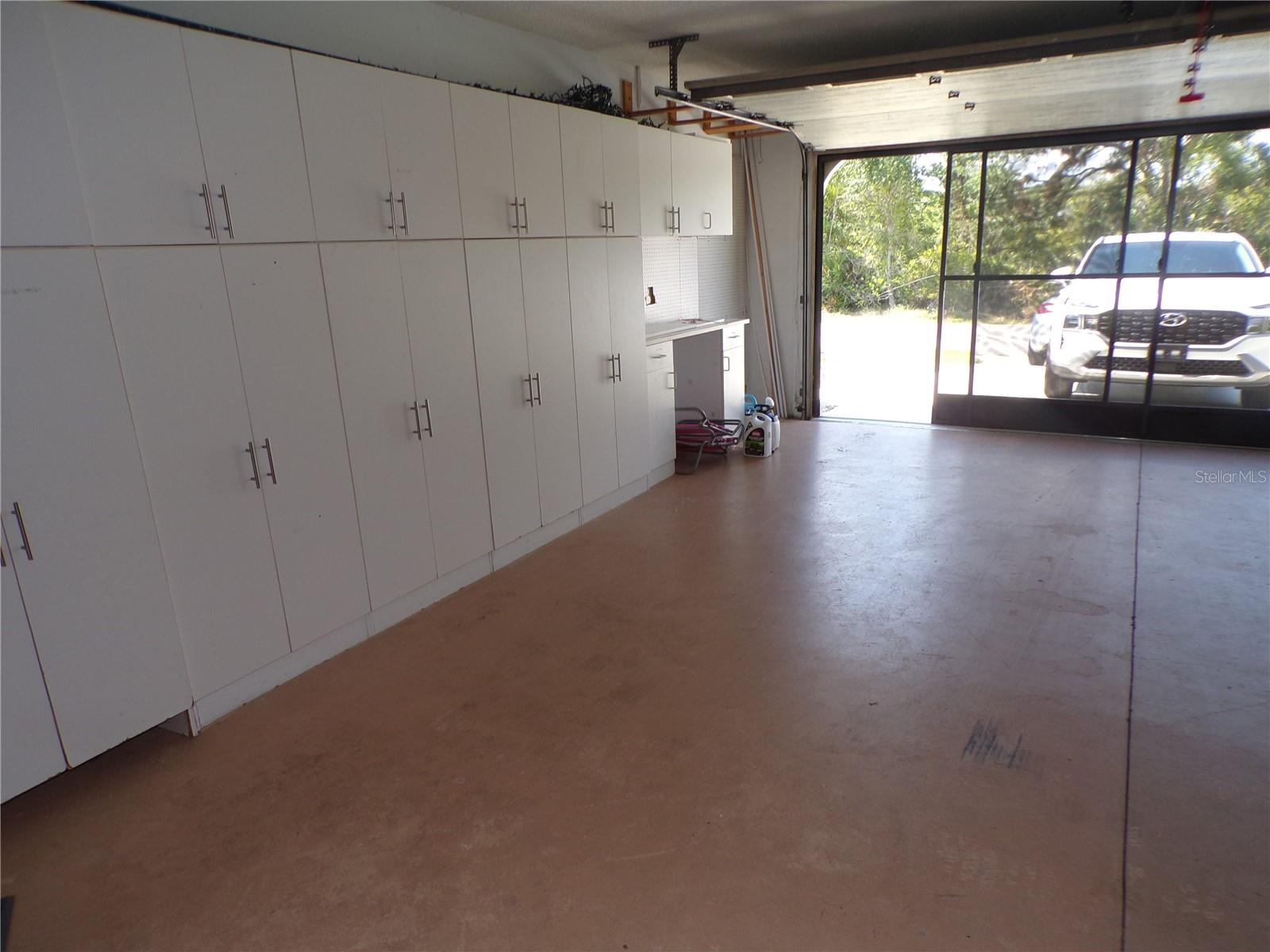 15624 Hennipen Cir Property Photo 56