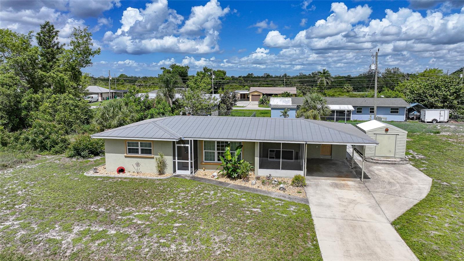 3171 Highlands Rd Property Photo 1