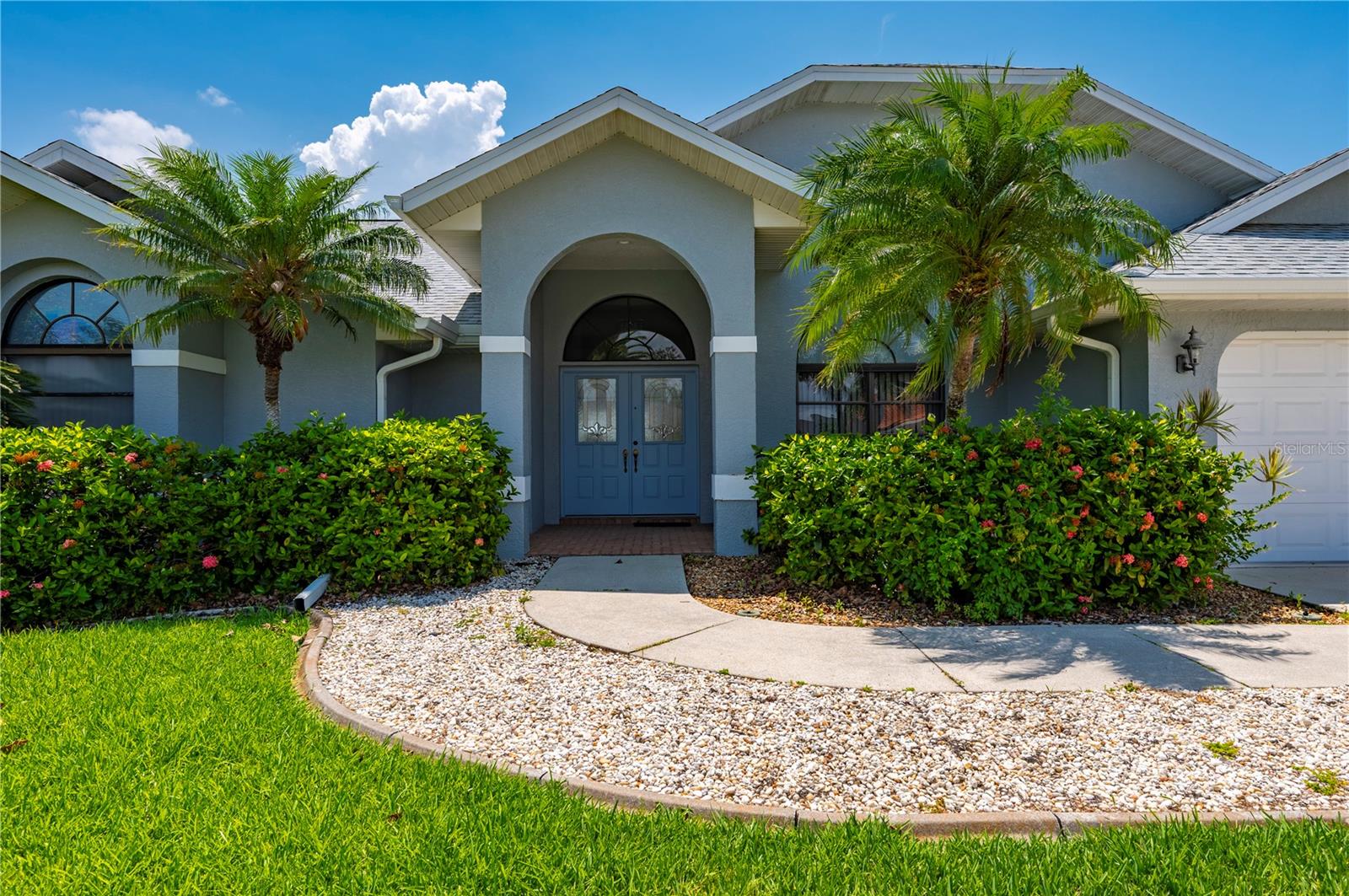 25371 Paladin Ln Property Photo 1