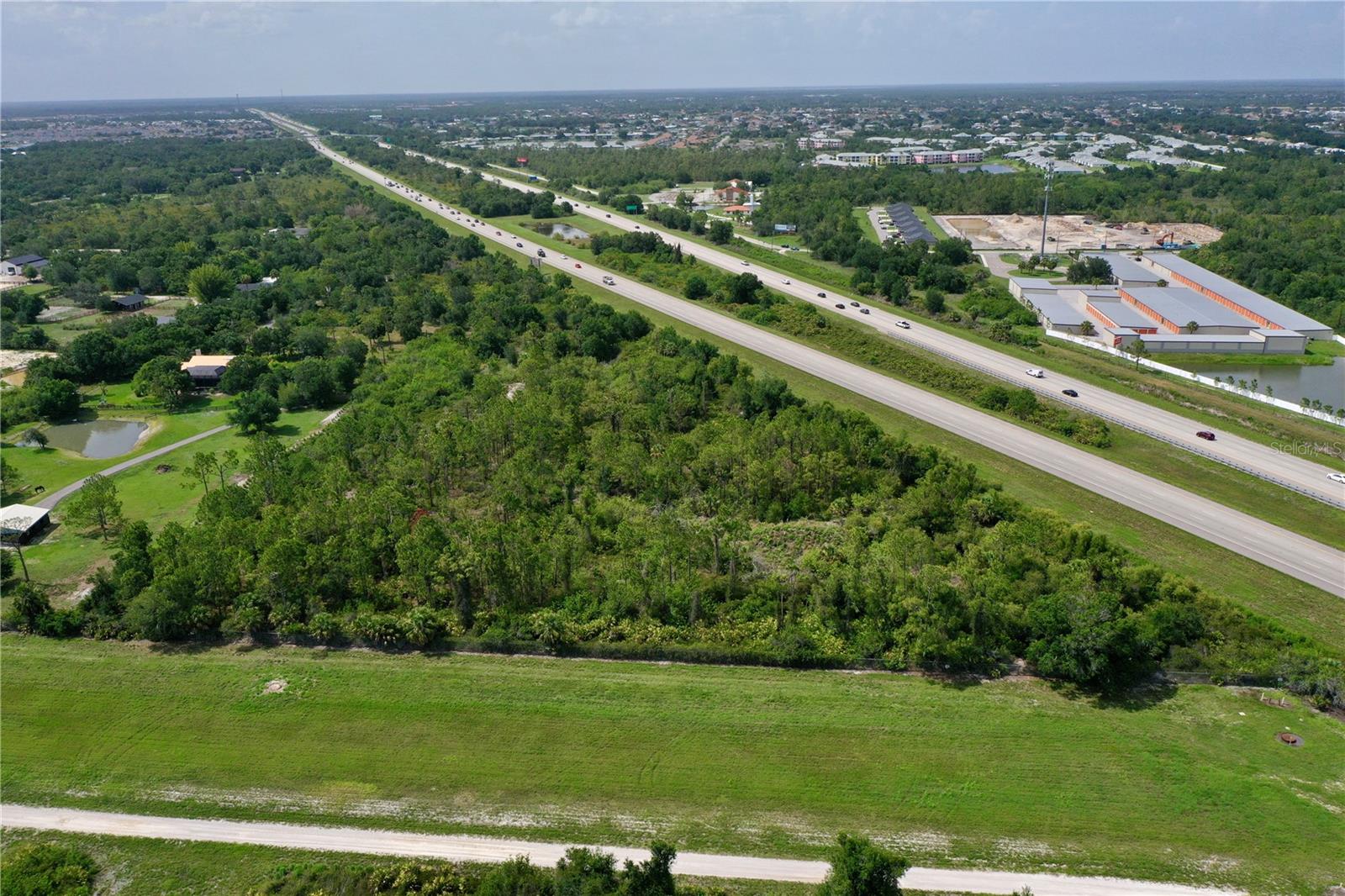 24869 Nova Ln Property Photo 8