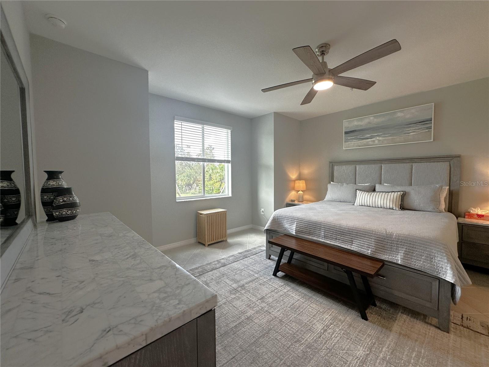 14221 Heritage Landing Blvd #2018 Property Photo 12