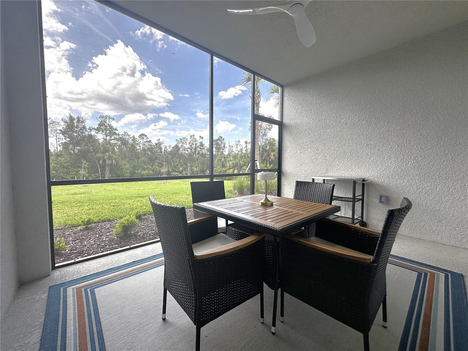 14221 Heritage Landing Blvd #2018 Property Photo 24