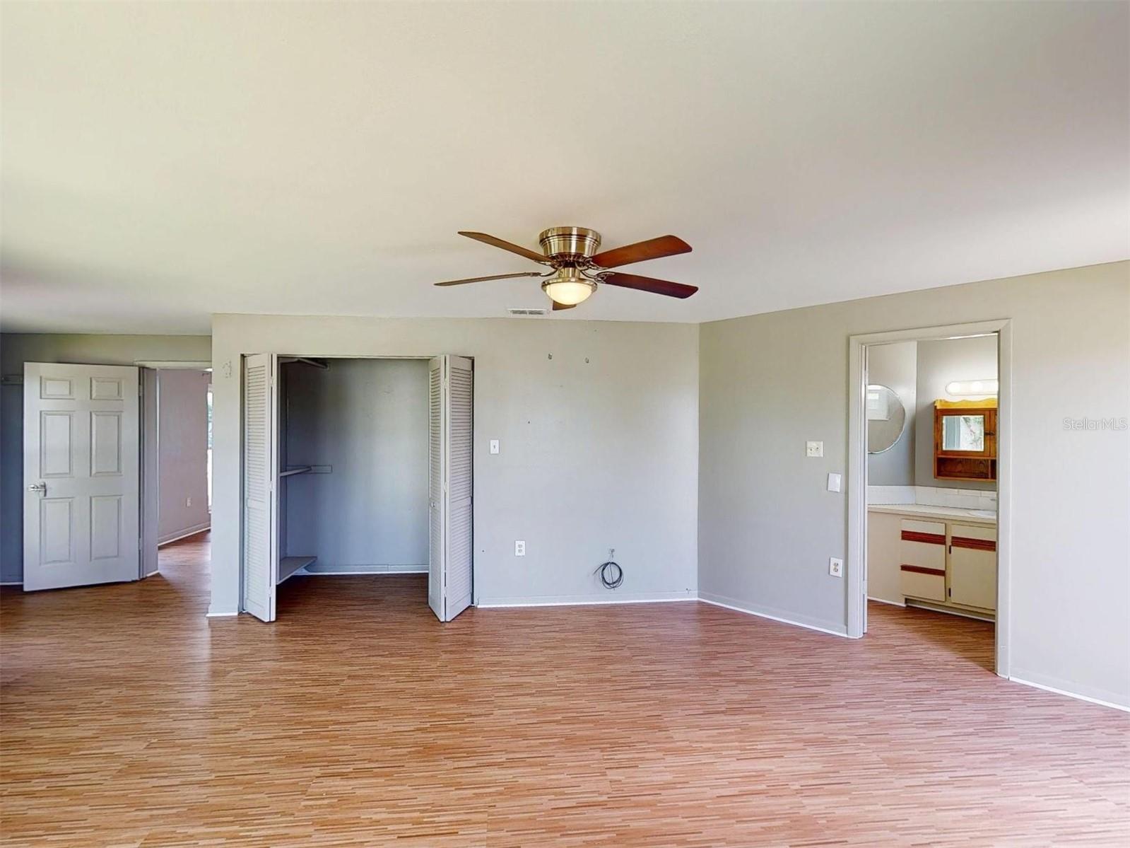 2513 Ambrose Ln Property Photo 14