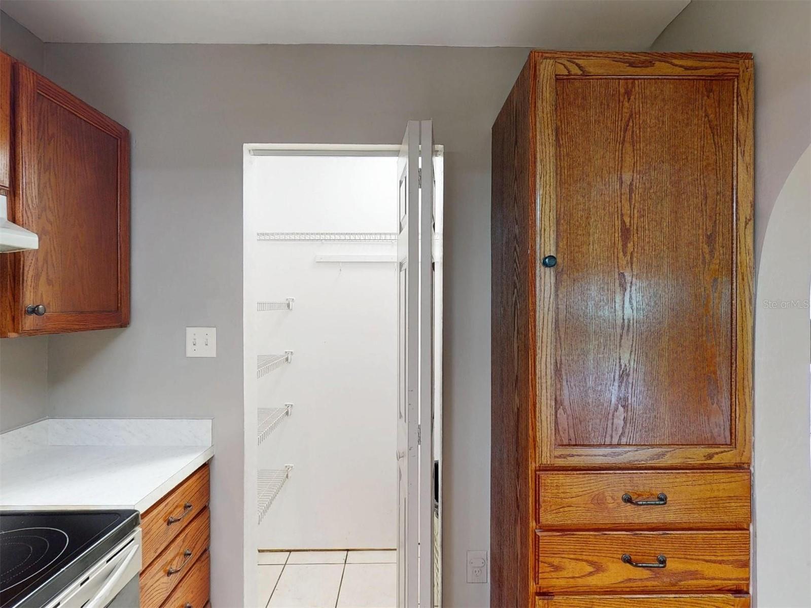 2513 Ambrose Ln Property Photo 34