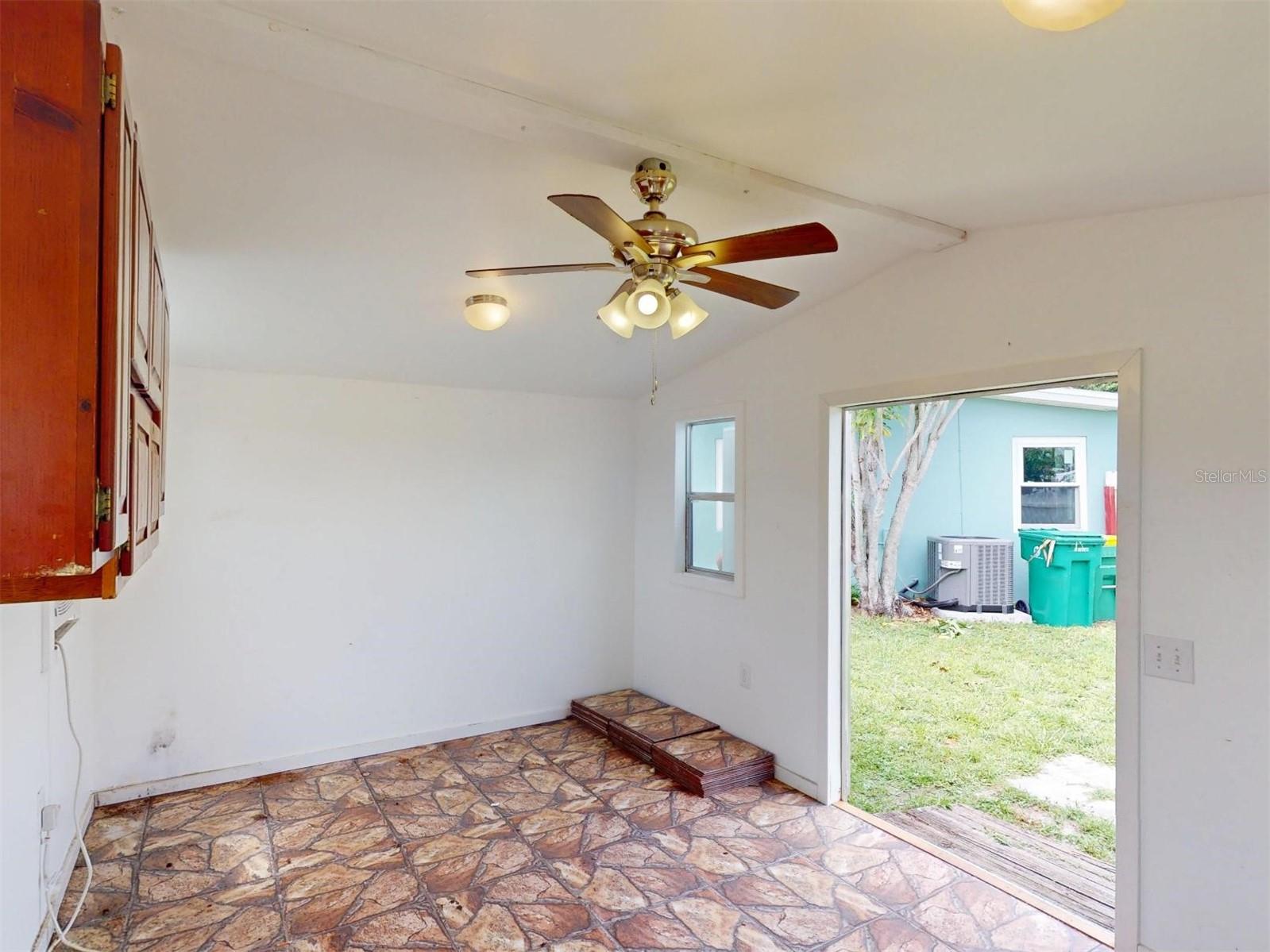 2513 Ambrose Ln Property Photo 51