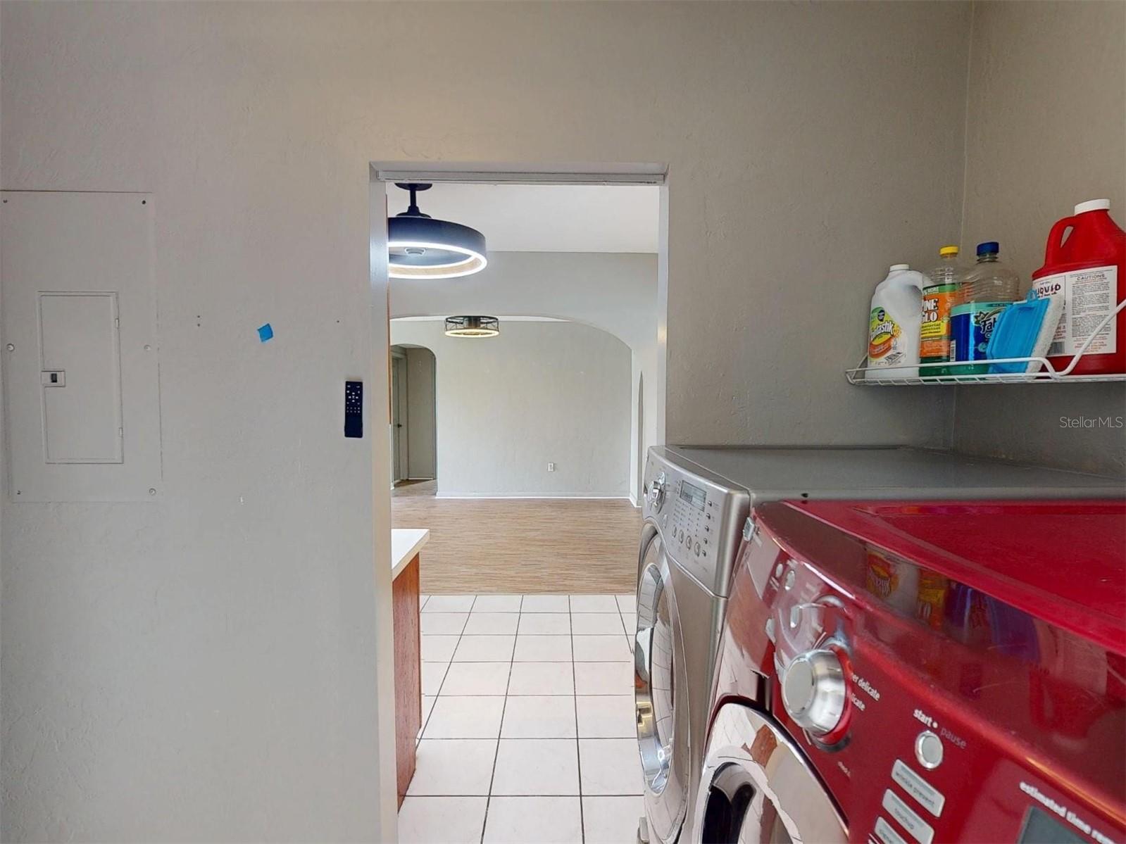 2513 Ambrose Ln Property Photo 58