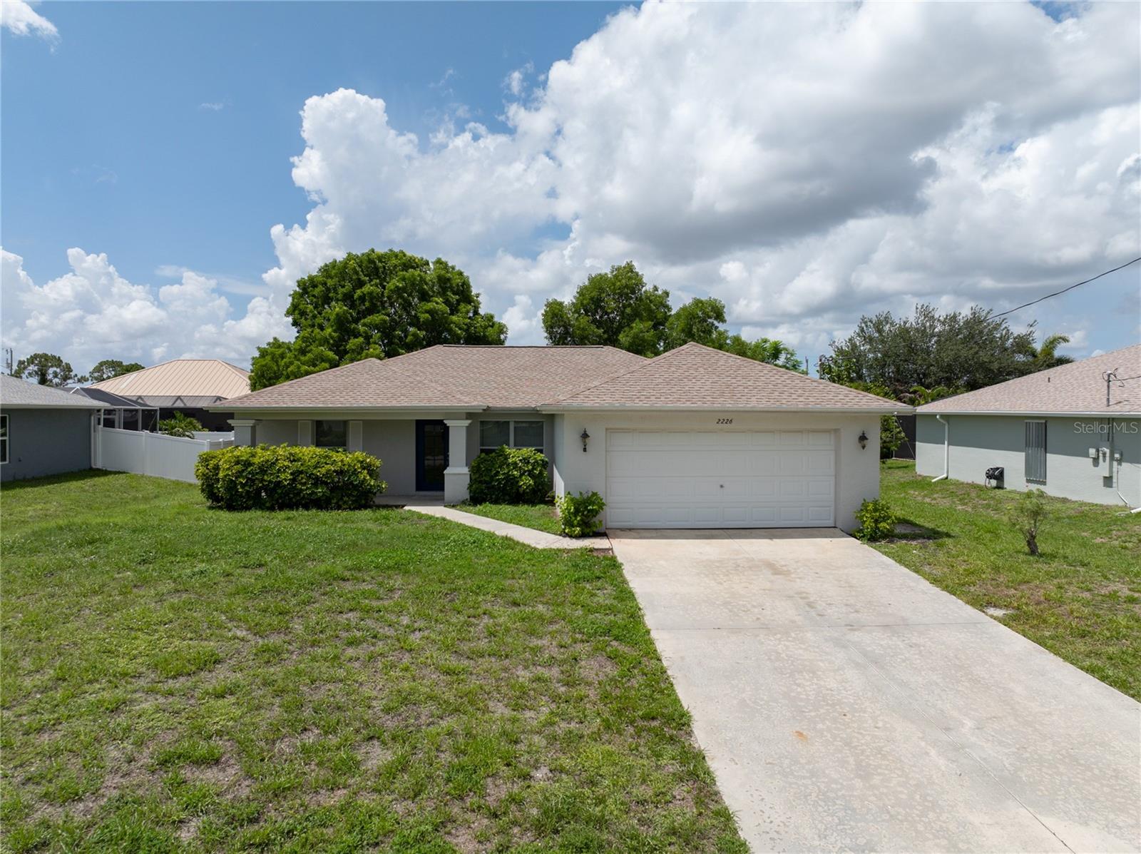 2226 Ne 34th Ter Property Photo 1
