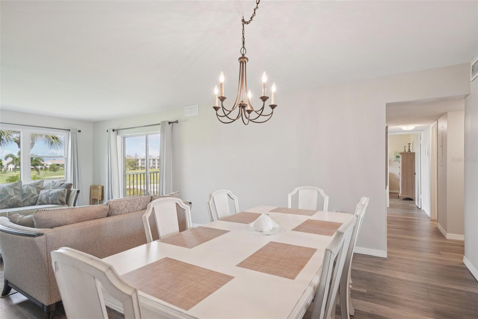 1700 Pine Valley Dr #205 Property Photo 7
