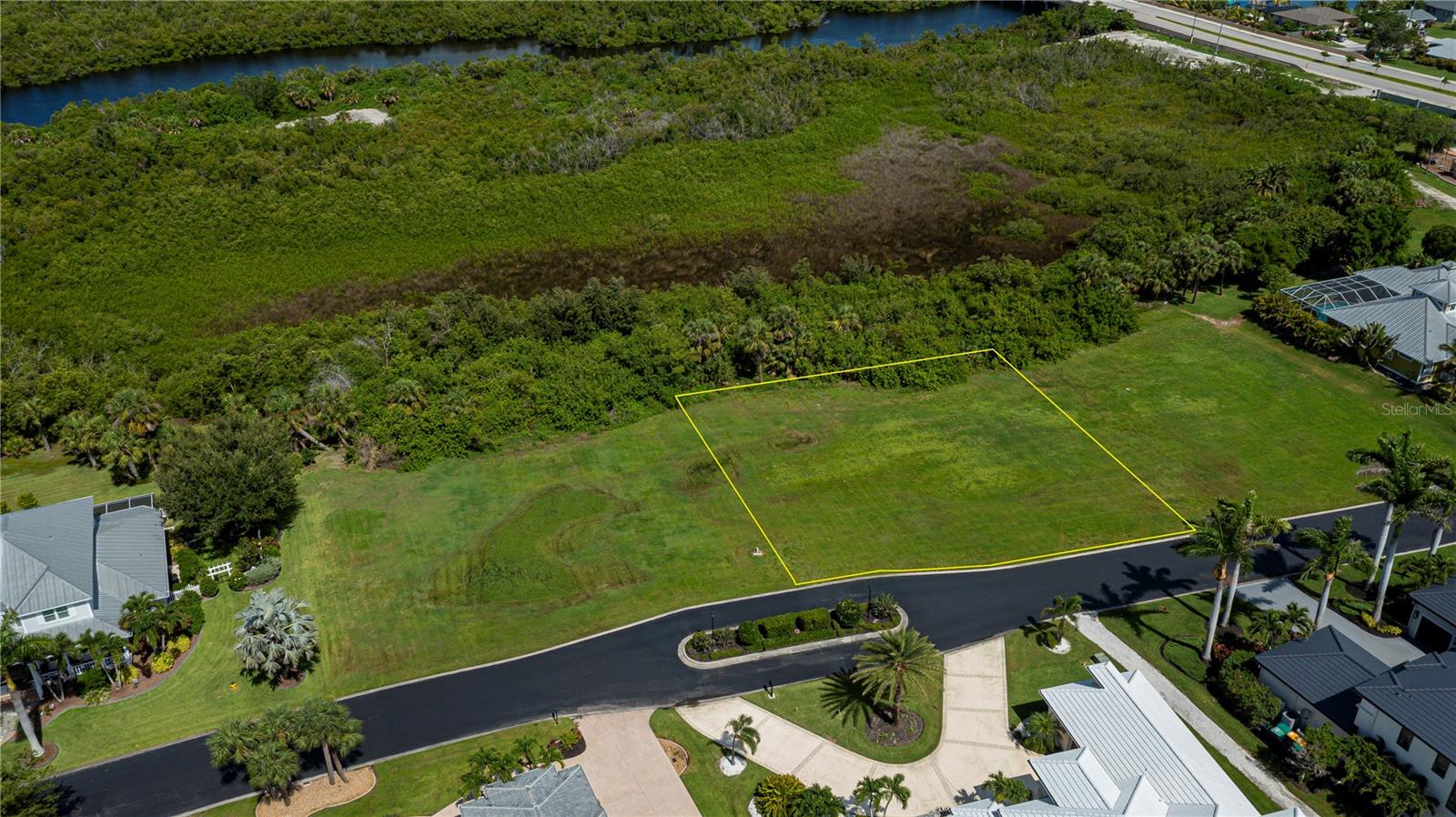 4041 Lea Marie Island Dr Property Photo 10