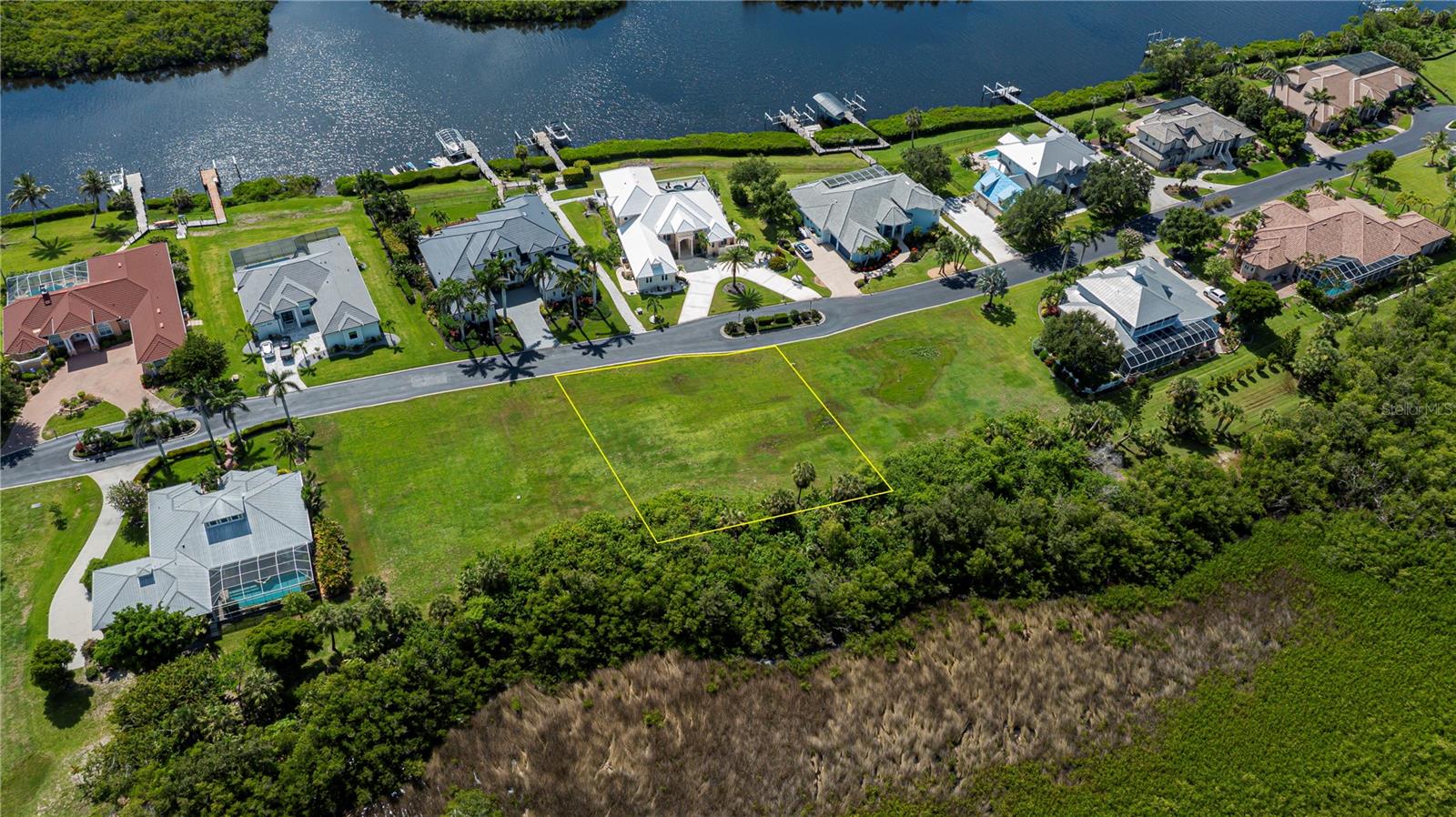 4041 Lea Marie Island Dr Property Photo 11