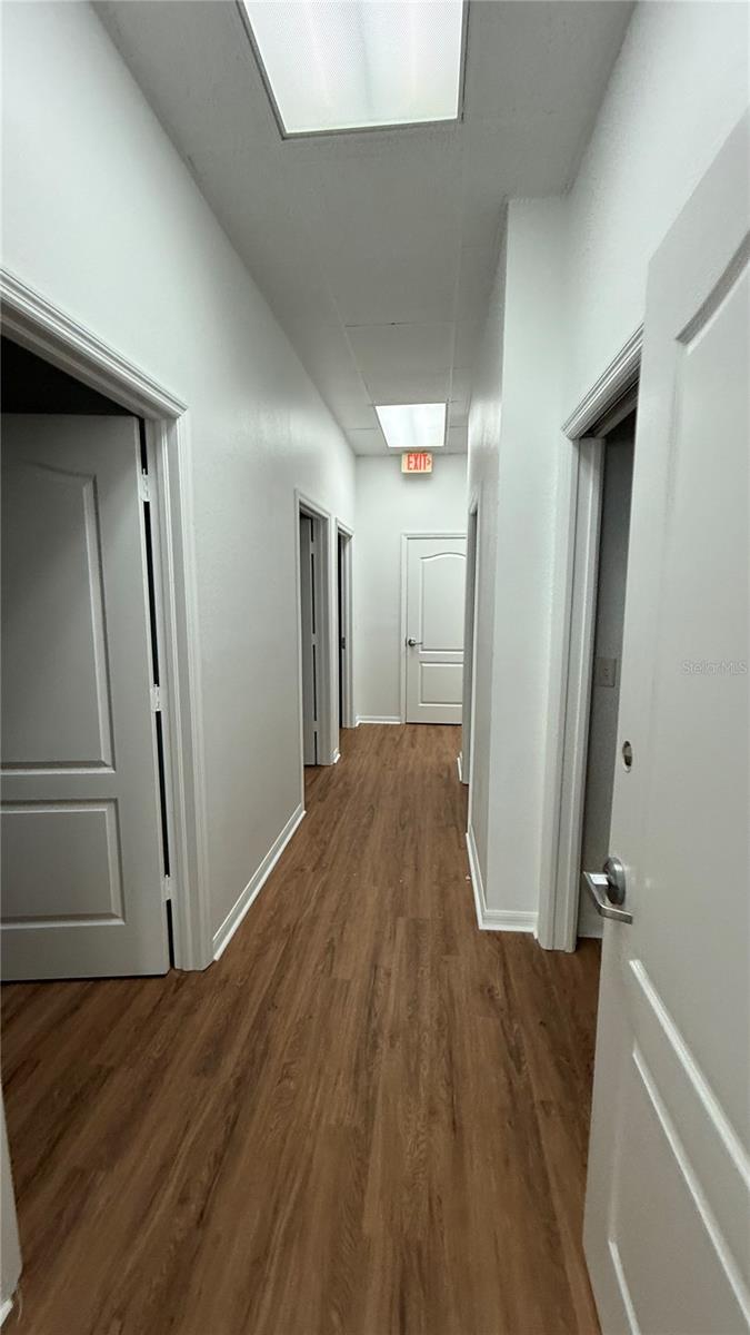 20101 Peachland Blvd Property Photo 17