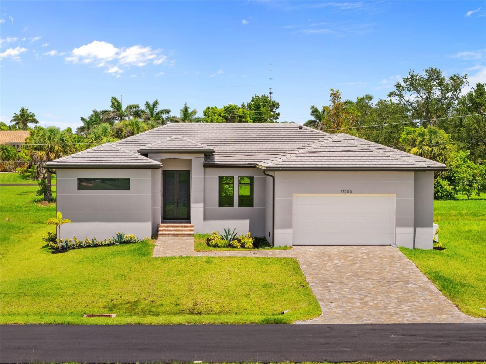 17200 Mint Ln Property Photo 1