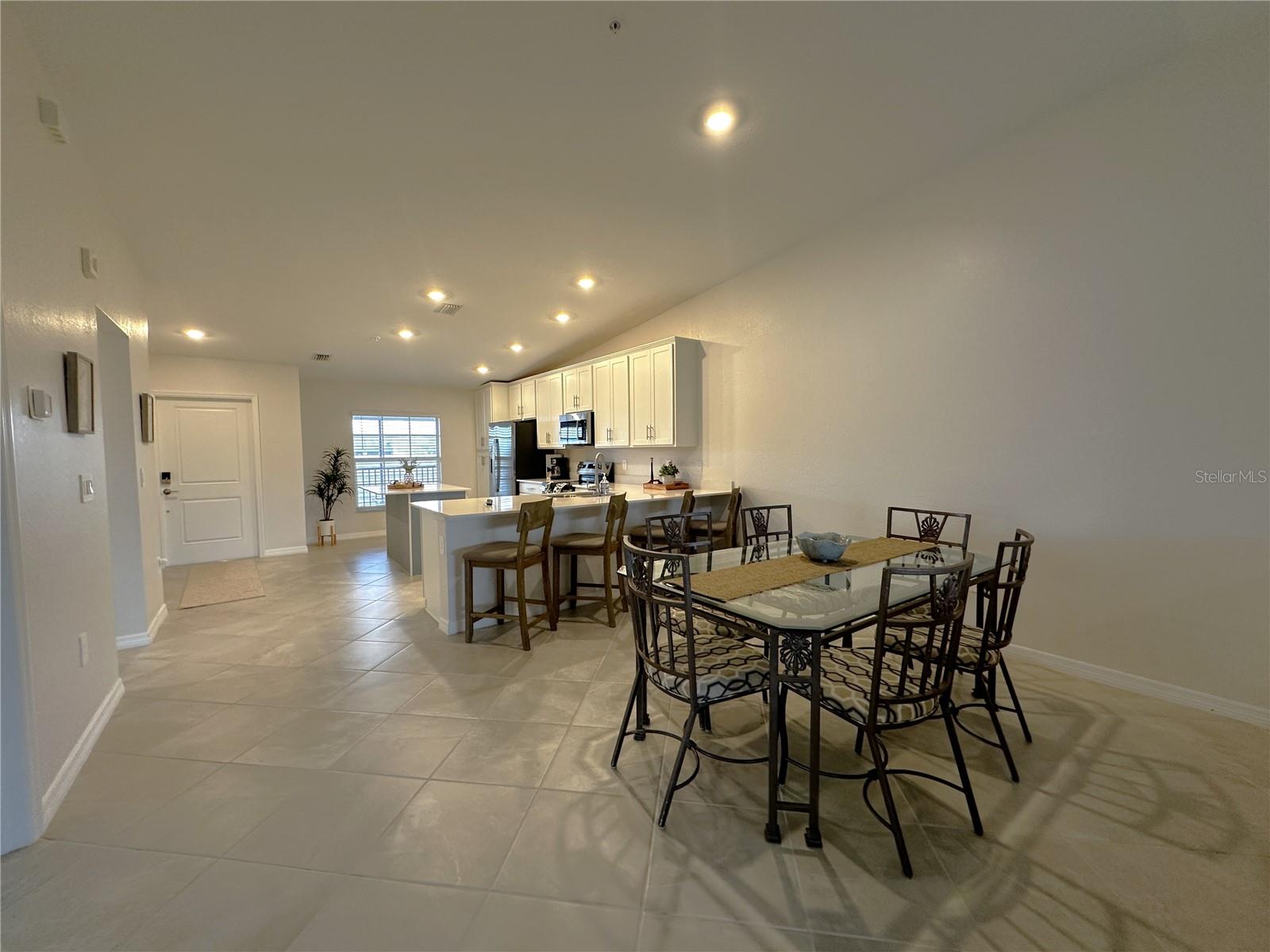 14231 Heritage Landing Blvd #1928 Property Photo 8